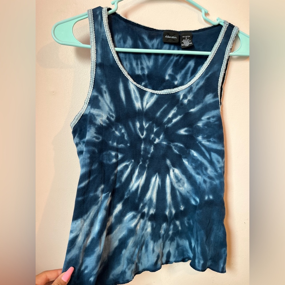 🦋🖤🦋 cute blue gradient tye-dye shirt!
